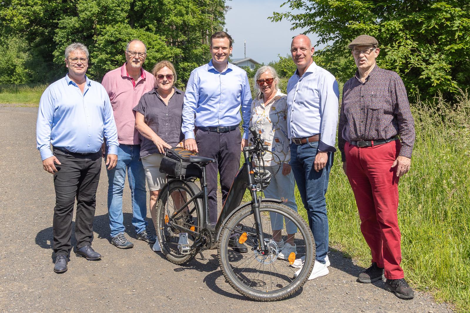 Vlnr: Thassilo Falkenau (CDU/FDP Windhagen), Michael Mhlenhof (CDU/FDP Windhagen), Antje Stascheit (CDU/FDP Windhagen), Philipp Herzog (CDU Brgermeisterkandiat Bad Honnef), Elke Buttgereit (CDU Bad Honnef), Martin Buchholz (CDU/FDP Windhagen), Gerhard K